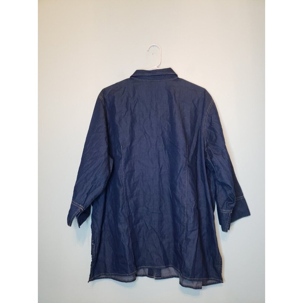 Liz Claiborne Woman Plus 18W Blouse Medium Wash Chambray Blue 100% Cotton Button - Picture 2 of 6
